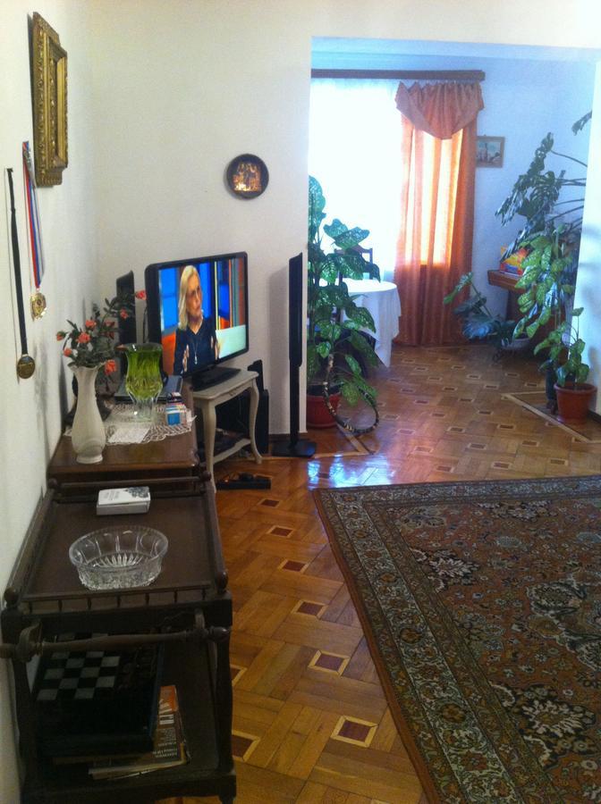 Homestay On Akademika Sakharova Suchumi Exteriér fotografie